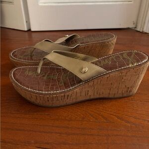 Women's Tan Wedge Sandals